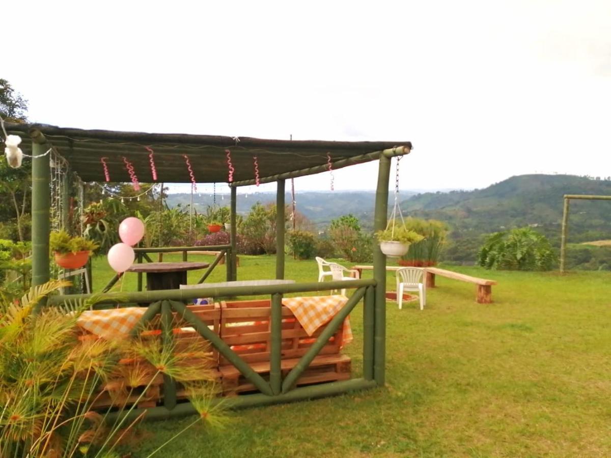 Finca Turistica Santa Clara Hostel Calarcá Kültér fotó