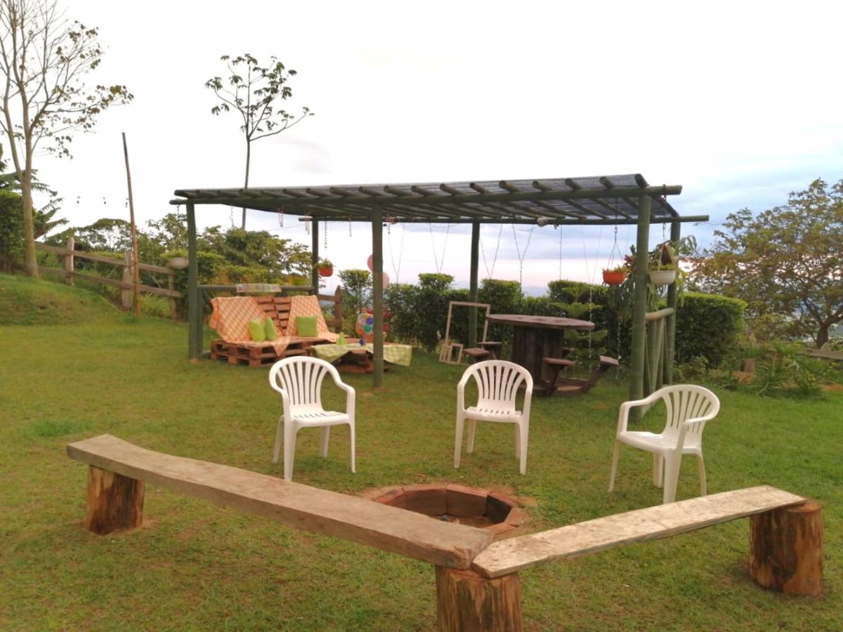 Finca Turistica Santa Clara Hostel Calarcá Kültér fotó