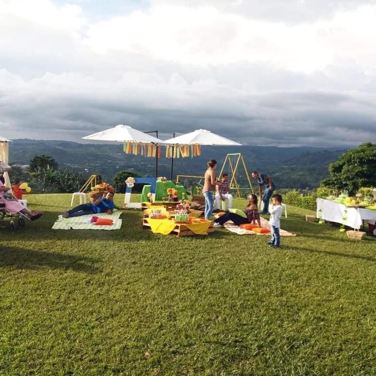 Finca Turistica Santa Clara Hostel Calarcá Kültér fotó