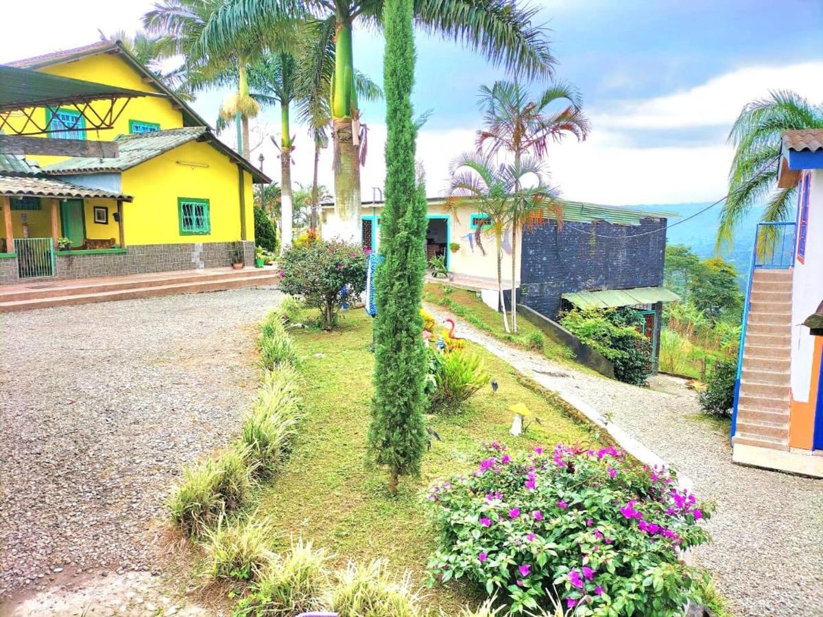 Finca Turistica Santa Clara Hostel Calarcá Kültér fotó